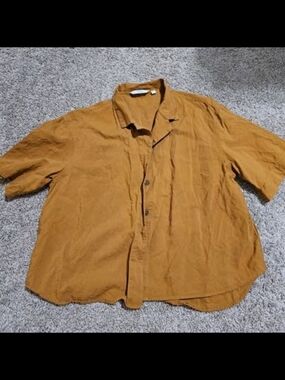 Casual Short Sleeve Linen Button-Up Shirt in Mustard